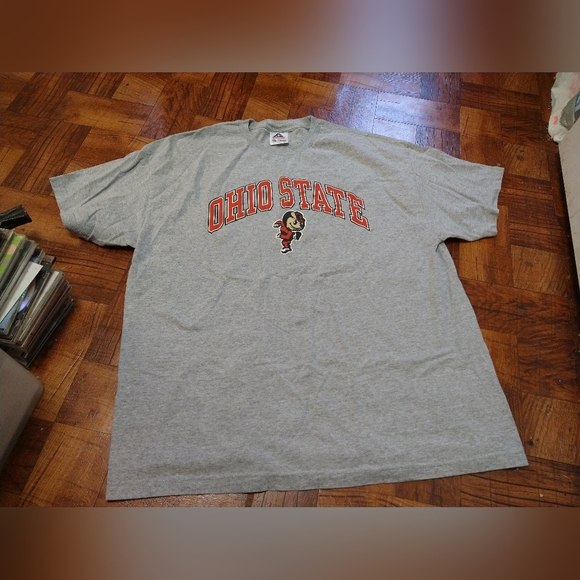Ohio State Buckeyes Brutus Football Short Sleeve Red Gray Men's 2XL T-shirt - Picture 2 of 3